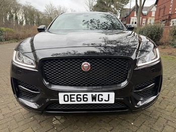 Used Jaguar F-Pace 2016 for sale - 77438280: Photo