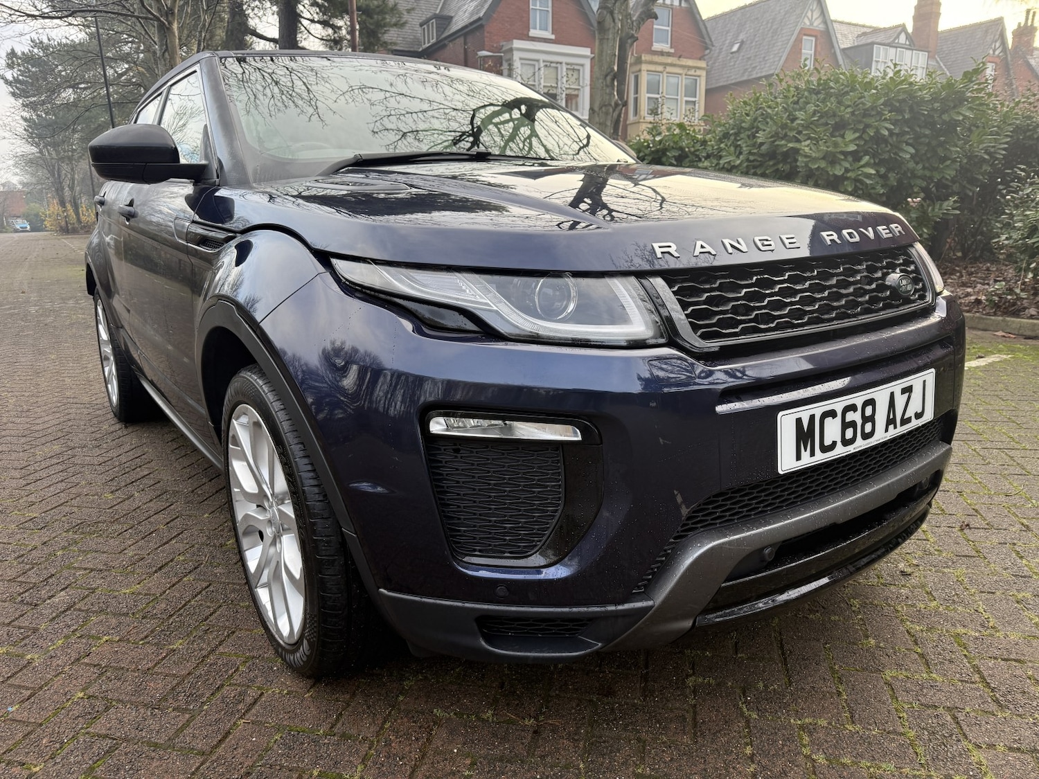 Used Land Rover Range Rover Evoque 2018 for sale - 77179743: Photo 2