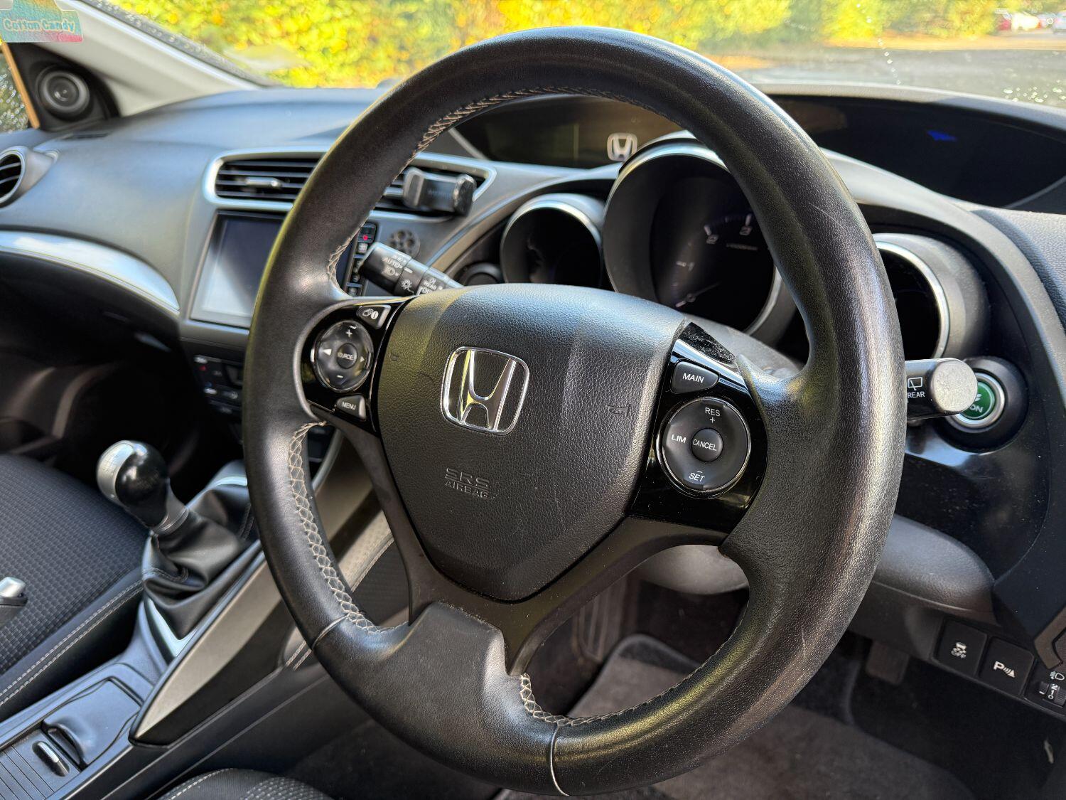 Used Honda Civic 2015 for sale - 76397118: Photo 17