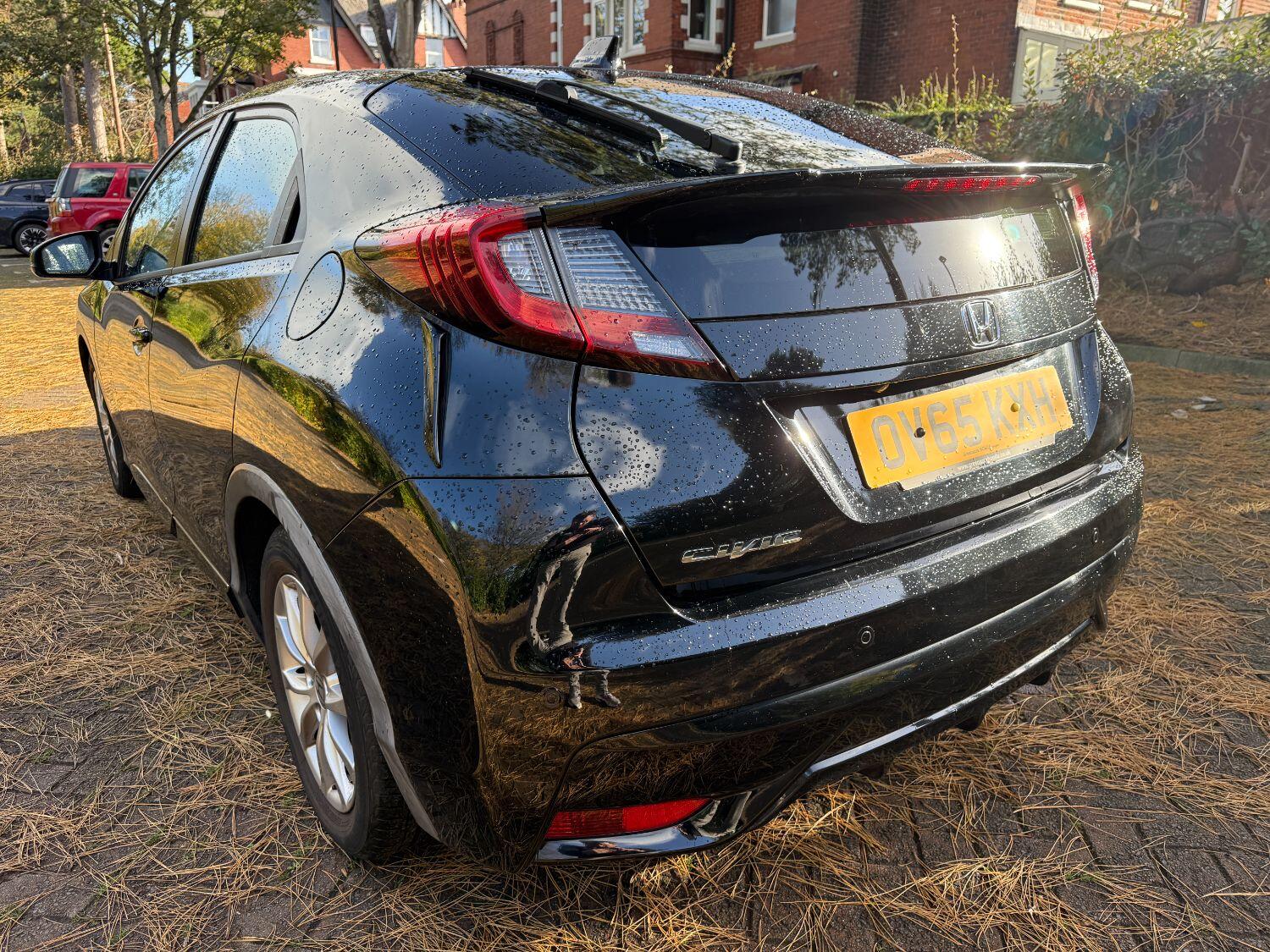 Used Honda Civic 2015 for sale - 76397118: Photo 6