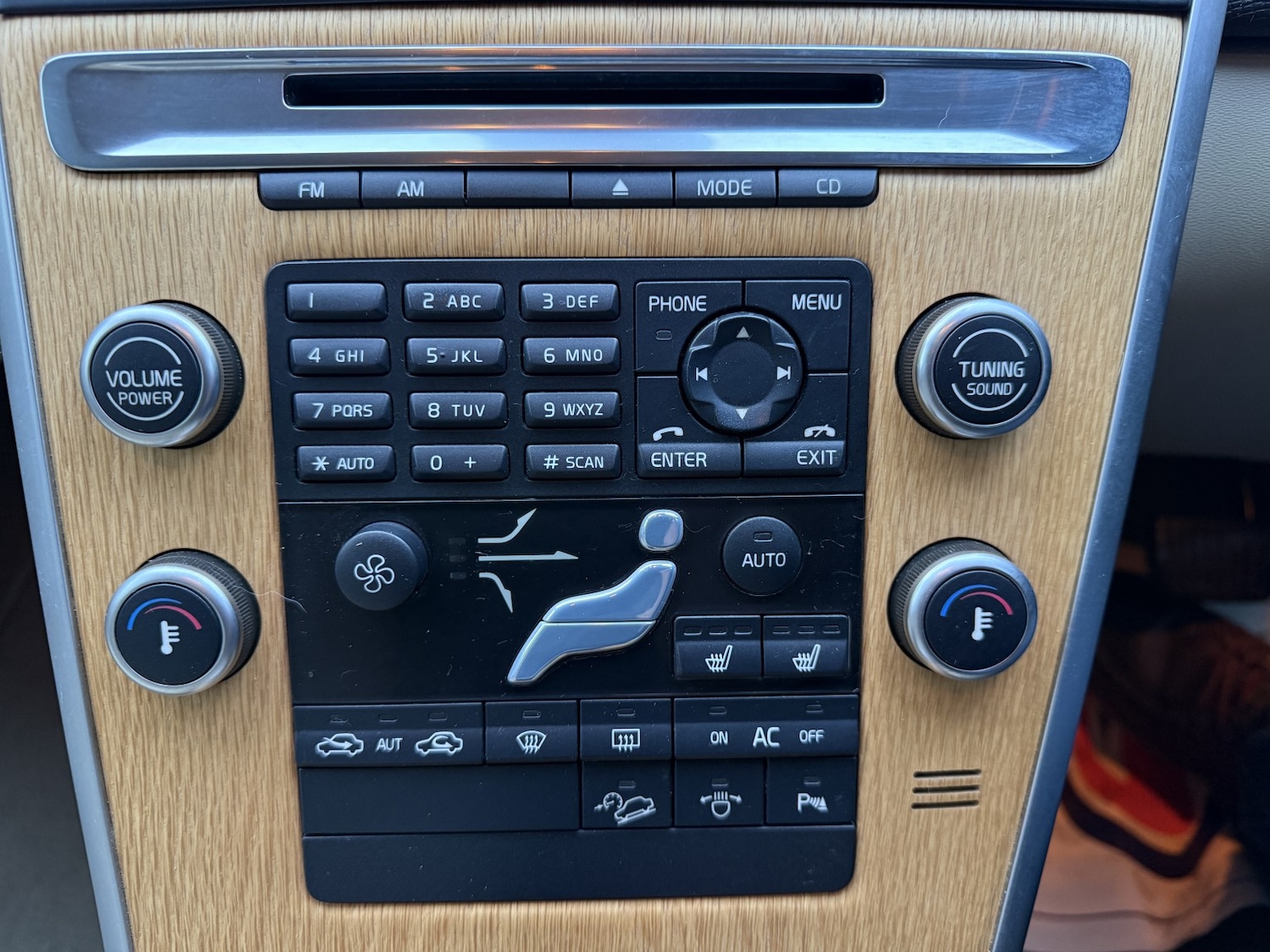 Used Volvo XC60 2009 for sale - 77377798: Photo 22