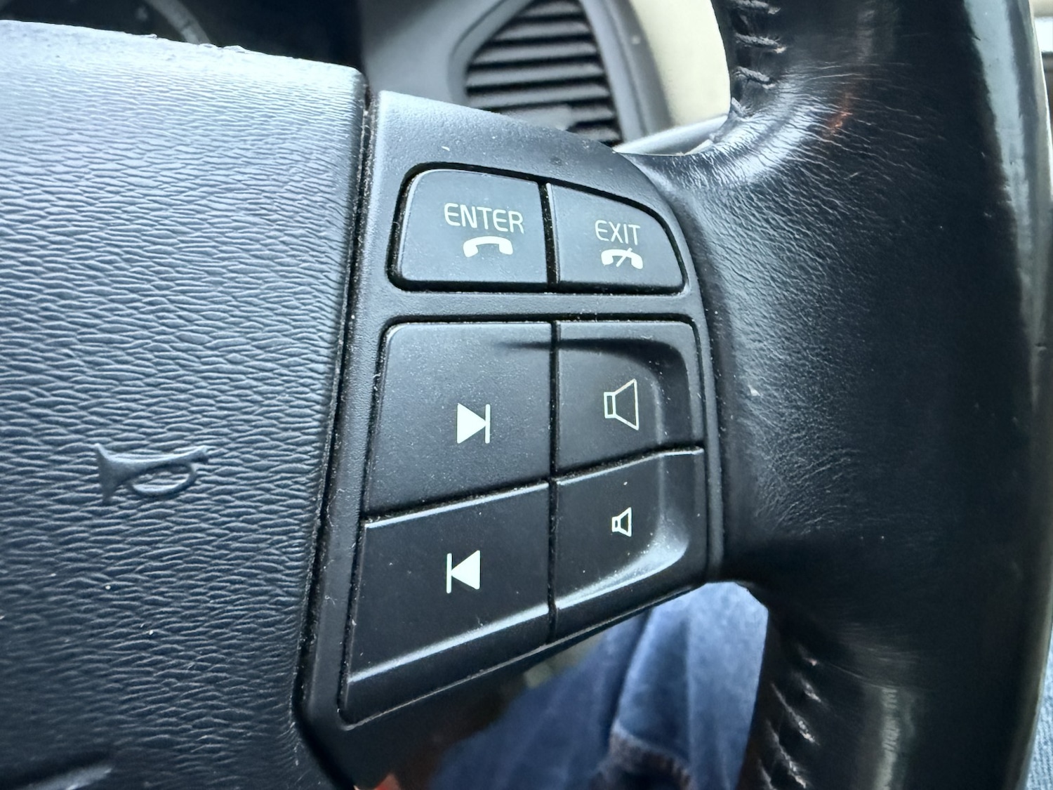 Used Volvo XC60 2009 for sale - 77377798: Photo 28