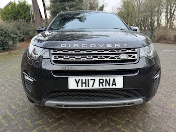 Used Land Rover Discovery Sport 2017 for sale - 76918469: Photo
