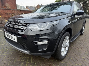 Used Land Rover Discovery Sport 2017 for sale - 76918469: Photo