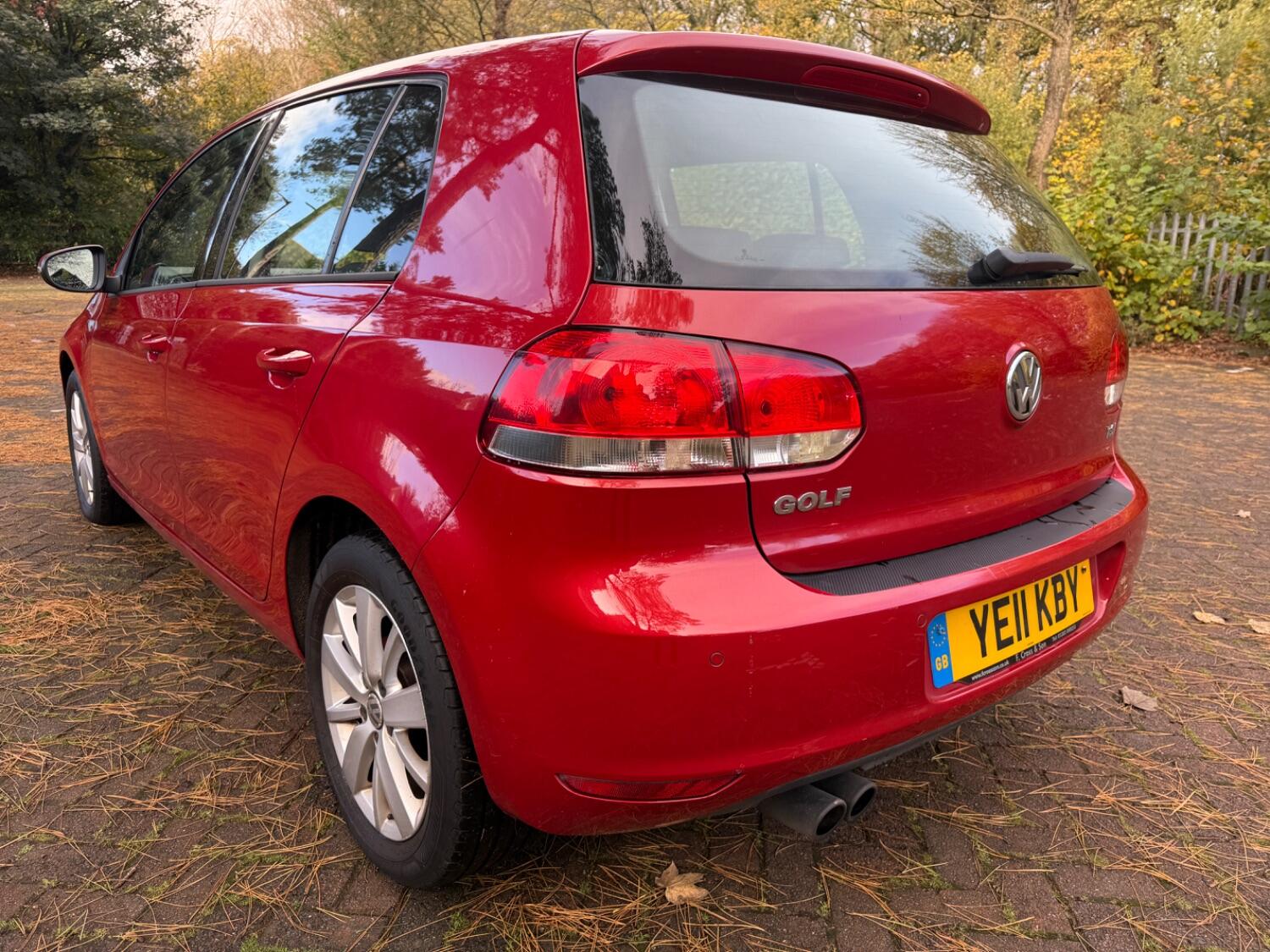 Used Volkswagen Golf 2011 for sale - 76439900: Photo 11