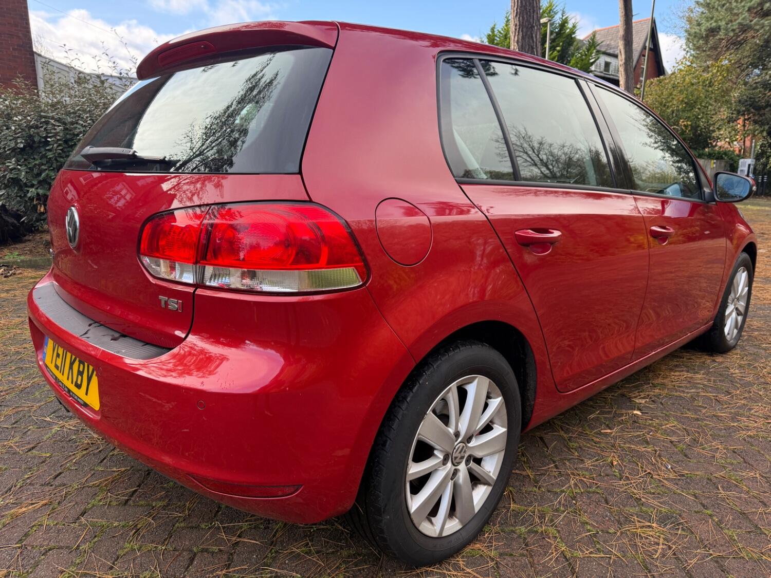 Used Volkswagen Golf 2011 for sale - 76439900: Photo 12