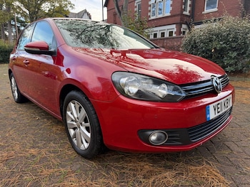 Used Volkswagen Golf 2011 for sale - 76439900: Photo