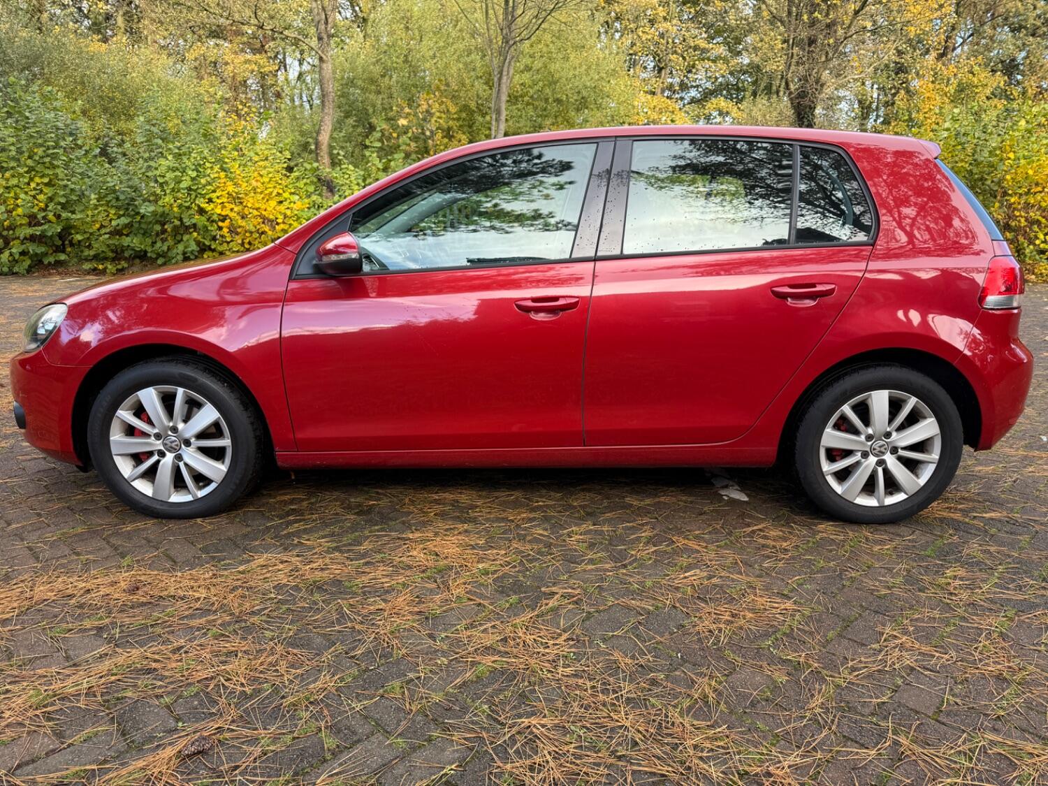 Used Volkswagen Golf 2011 for sale - 76439900: Photo 8