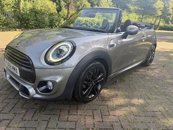 Used MINI Convertible 2018 for sale - 78727257: Photo