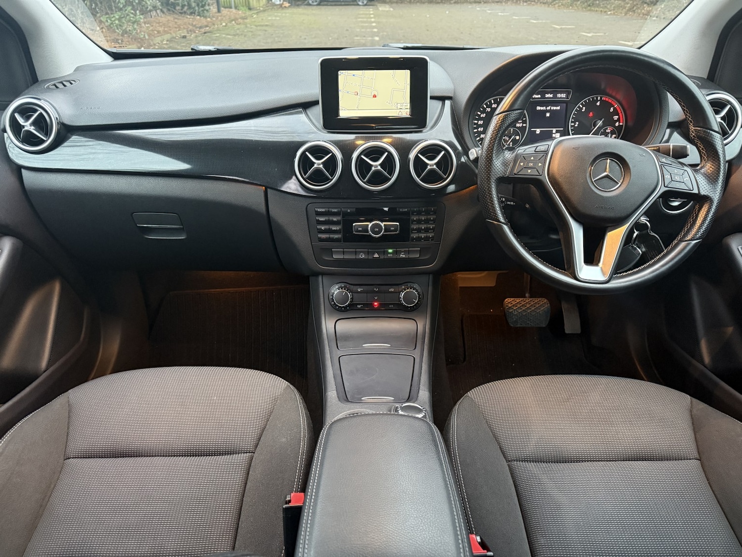 Used Mercedes-Benz B Class 2013 for sale - 77277430: Photo 18