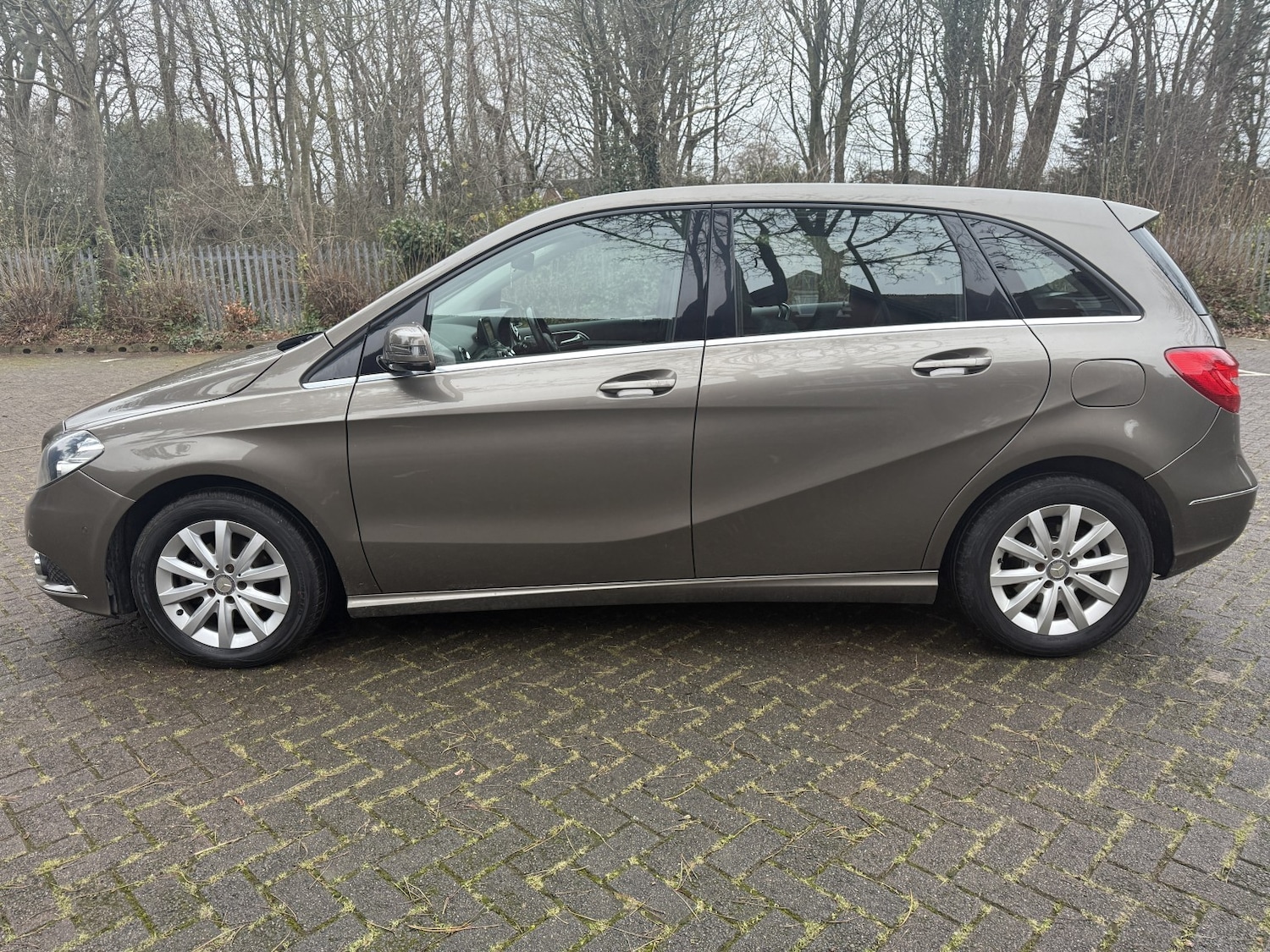 Used Mercedes-Benz B Class 2013 for sale - 77277430: Photo 7