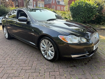 2011 - 3.0 d V6 Premium Luxury 4-Door