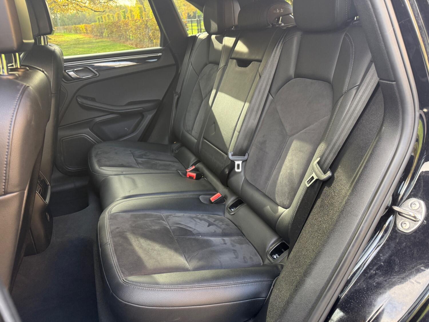 Used Porsche Macan 2017 for sale - 76794500: Photo 18