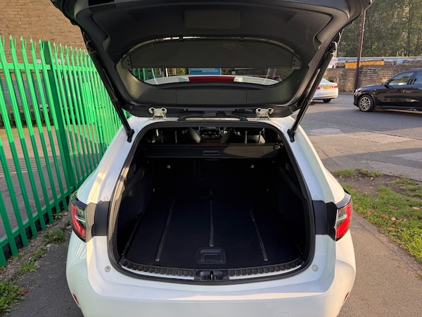 Used Toyota Corolla 2021 for sale - 76233847: Photo 14