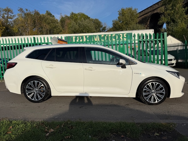 Used Toyota Corolla 2021 for sale - 76233847: Photo 2
