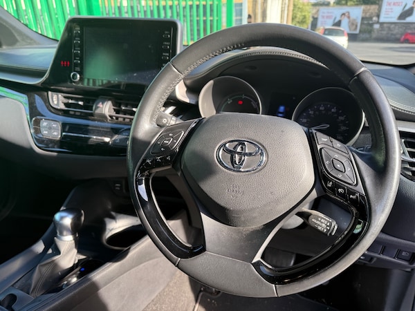 Used Toyota C-HR 2020 for sale - 75643208: Photo 17