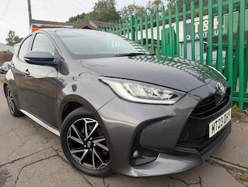 Used Toyota Yaris 2023 for sale - 79542933: Photo