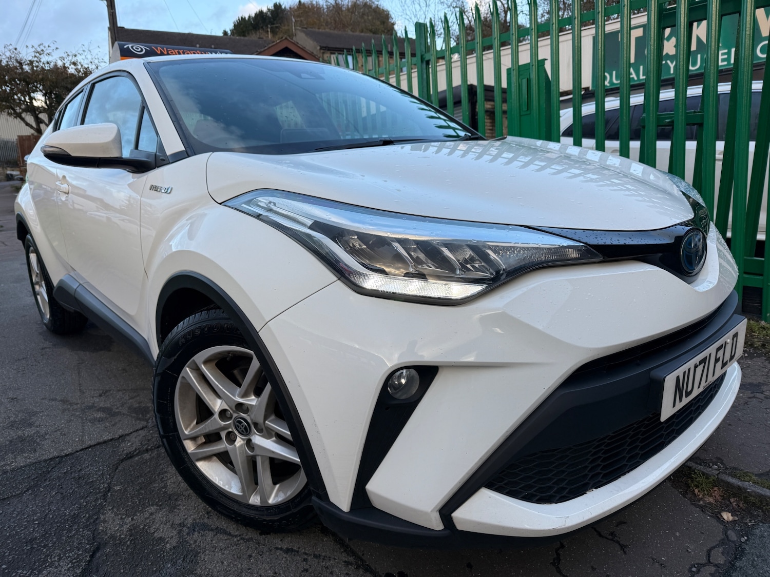 Used Toyota C-HR 2021 for sale - 76393471: Photo 1