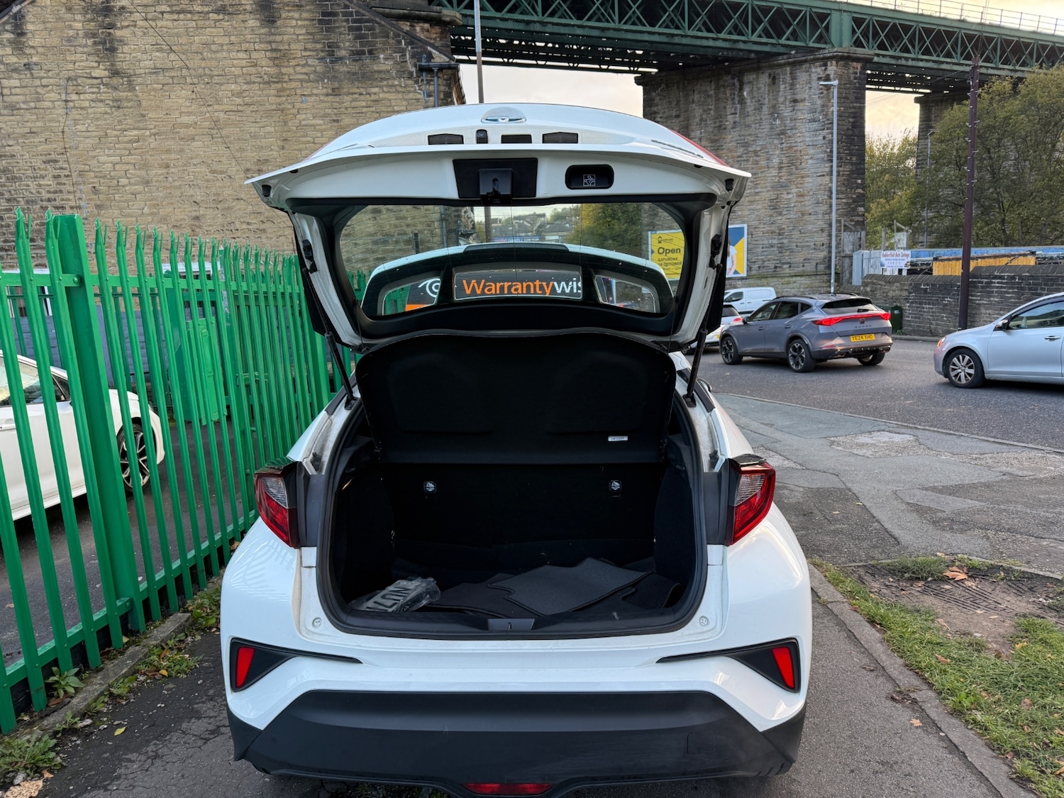 Used Toyota C-HR 2021 for sale - 76393471: Photo 13