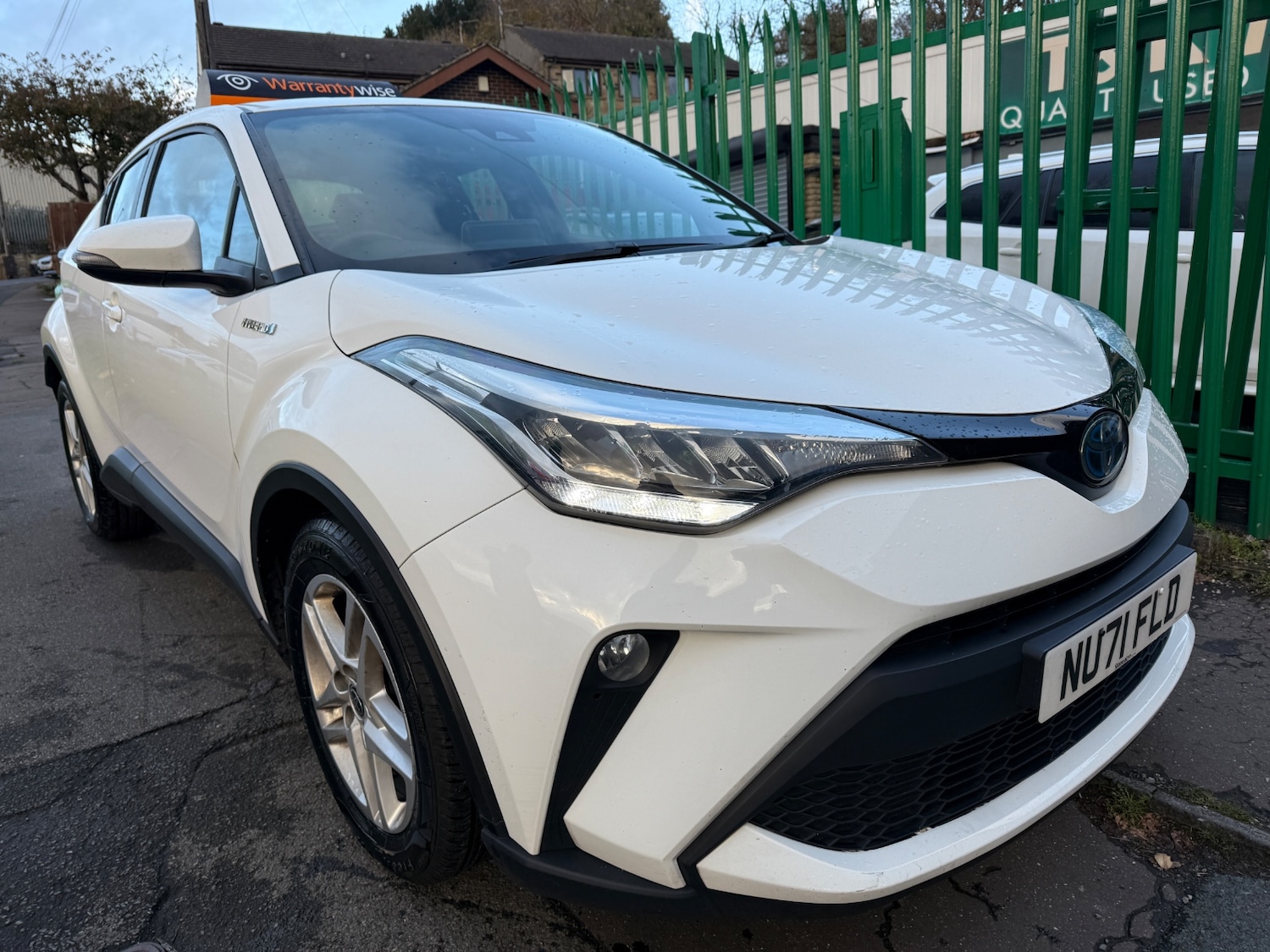 Used Toyota C-HR 2021 for sale - 76393471: Photo 4