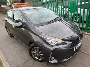 Used Toyota Yaris 2019 for sale - 75036787: Photo