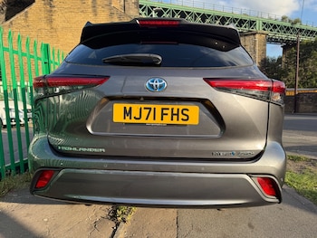 Used Toyota Highlander 2021 for sale - 75528440: Photo