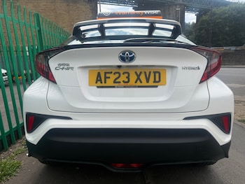Used Toyota C-HR 2023 for sale - 79311770: Photo
