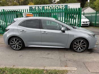 Used Toyota Corolla 2021 for sale - 76171330: Photo 2