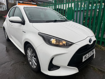 Used Toyota Yaris 2021 for sale - 76393510: Photo
