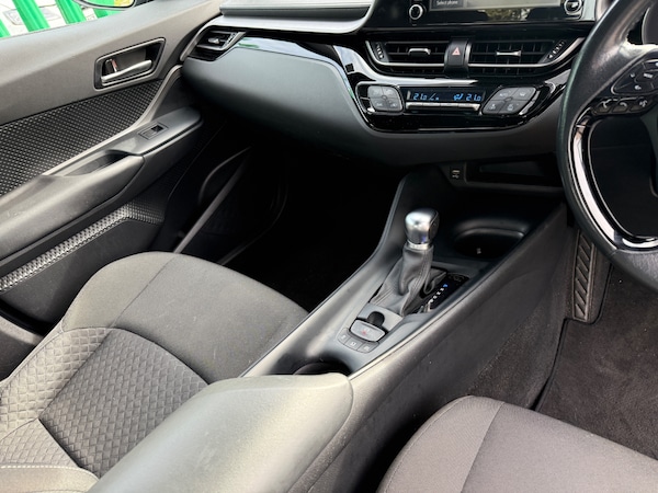 Used Toyota C-HR 2021 for sale - 76171021: Photo 16