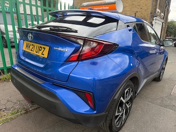 Used Toyota C-HR 2021 for sale - 79433757: Photo