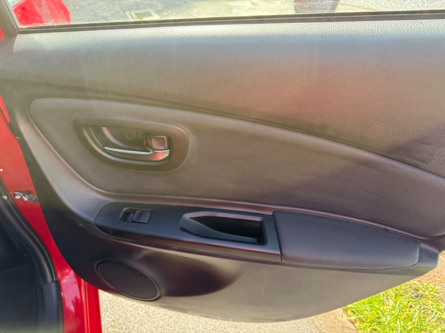 Used Toyota Yaris 2015 for sale - 76329753: Photo 18