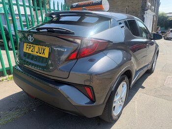 Used Toyota C-HR 2021 for sale - 79154498: Photo