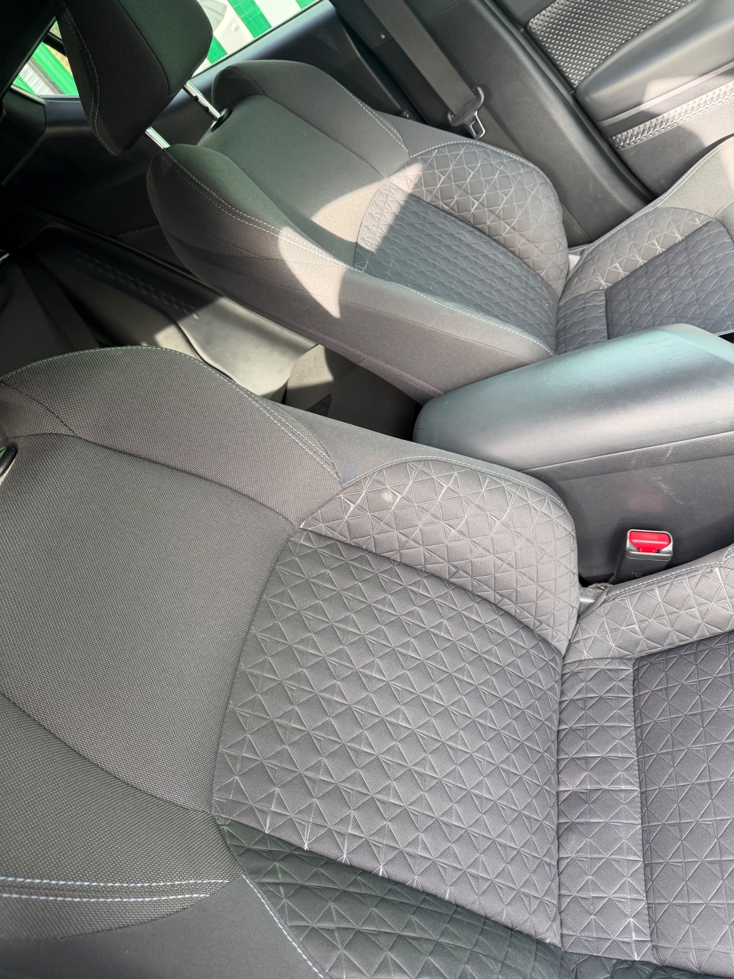 Used Toyota C-HR 2022 for sale - 77872067: Photo 19