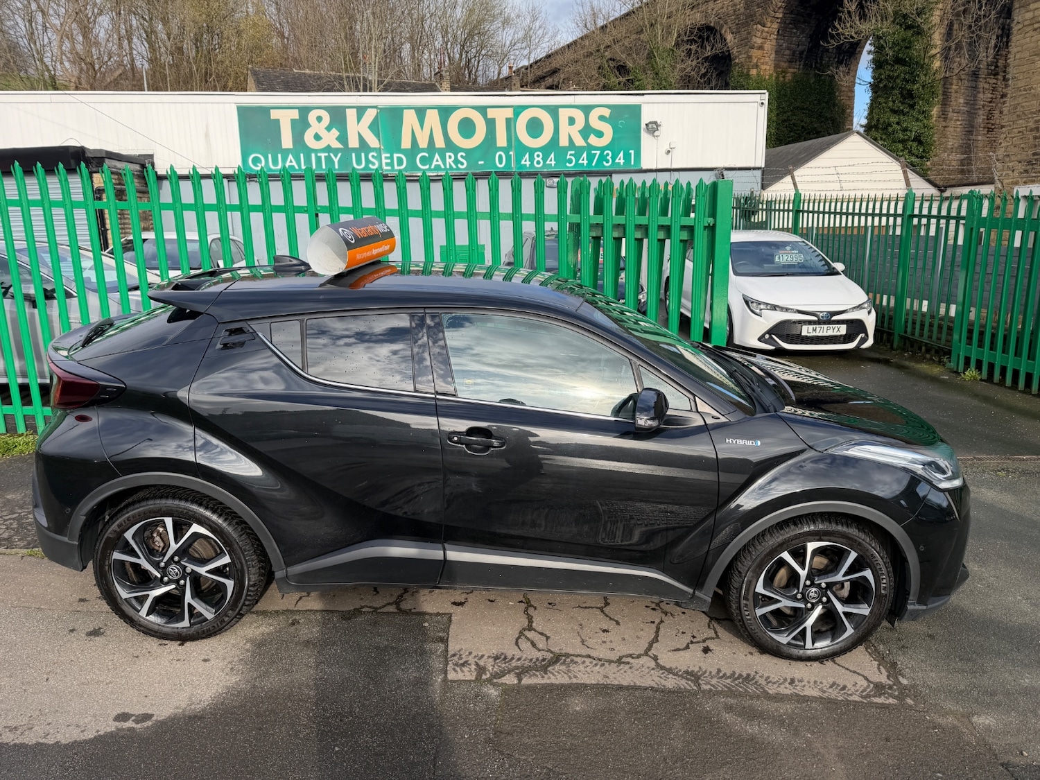 Used Toyota C-HR 2022 for sale - 77872067: Photo 8