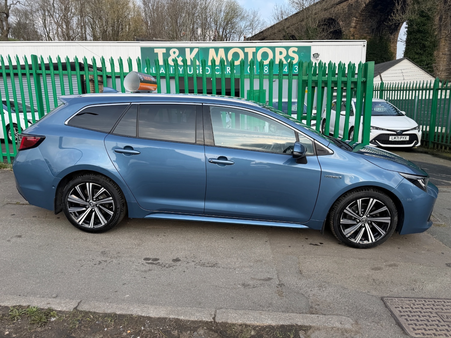 Used Toyota Corolla 2021 for sale - 77950345: Photo 2