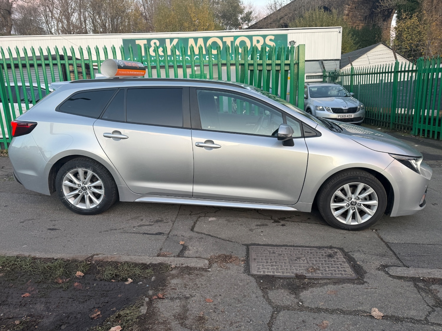 Used Toyota Corolla 2023 for sale - 76640447: Photo 2