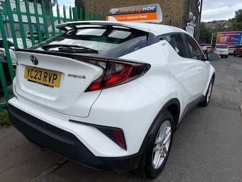 Used Toyota C-HR 2023 for sale - 79825797: Photo