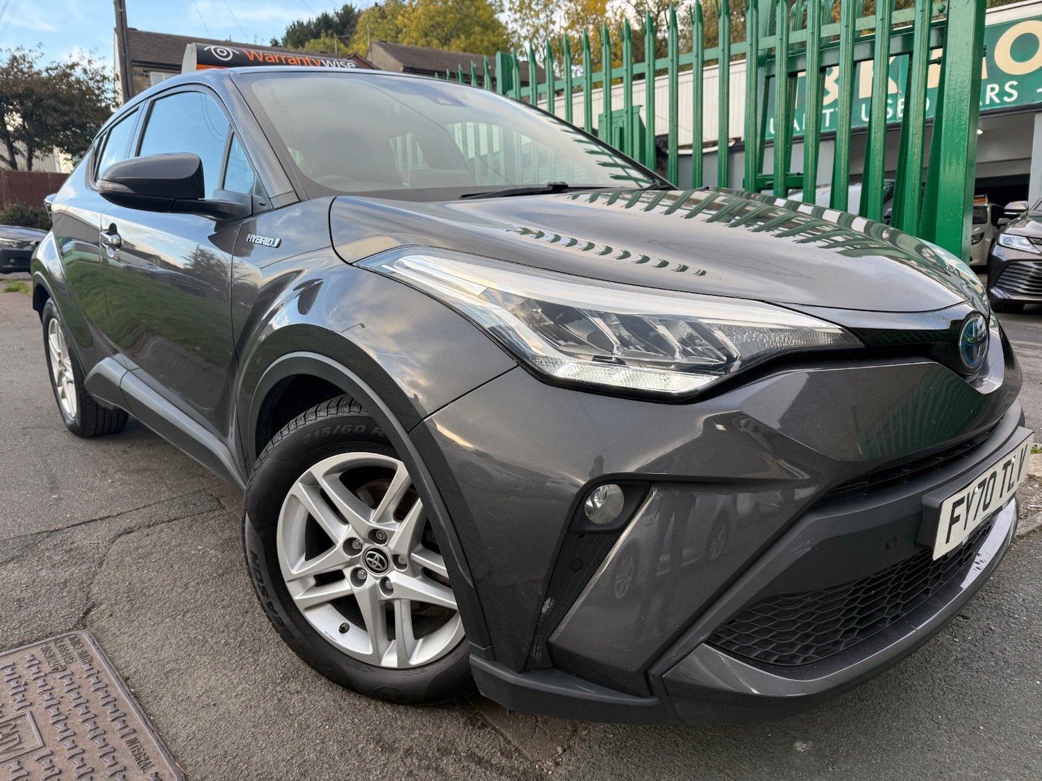 Used Toyota C-HR 2020 for sale - 76171060: Photo 1