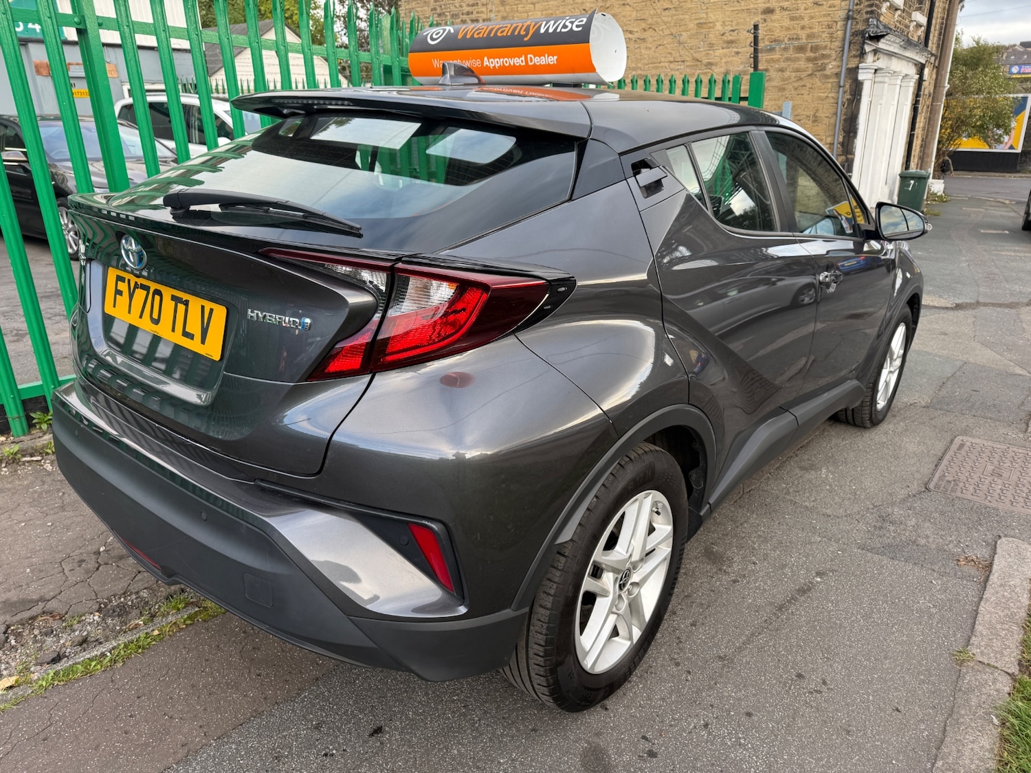 Used Toyota C-HR 2020 for sale - 76171060: Photo 10