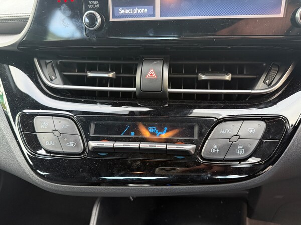 Used Toyota C-HR 2020 for sale - 76171060: Photo 21