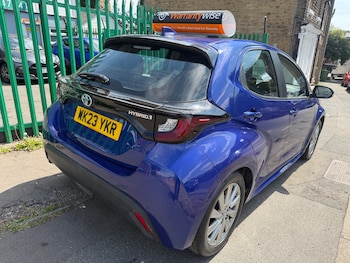 Used Toyota Yaris 2023 for sale - 79368943: Photo