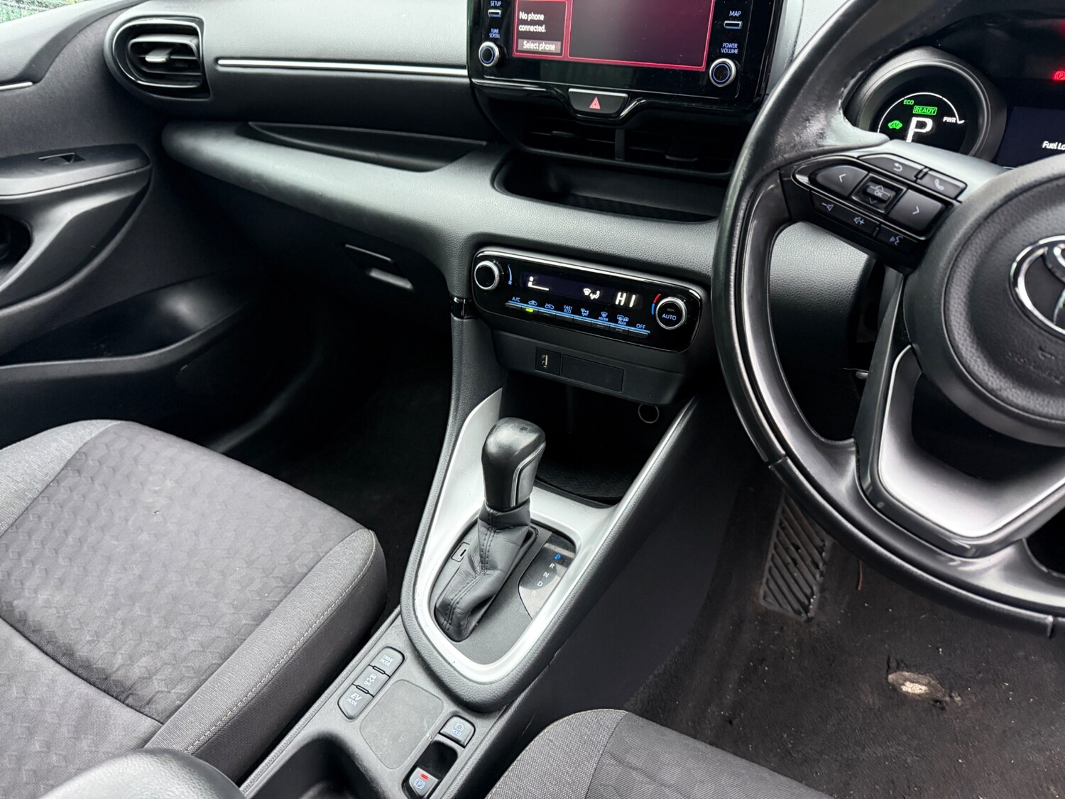 Used Toyota Yaris 2022 for sale - 76590000: Photo 11