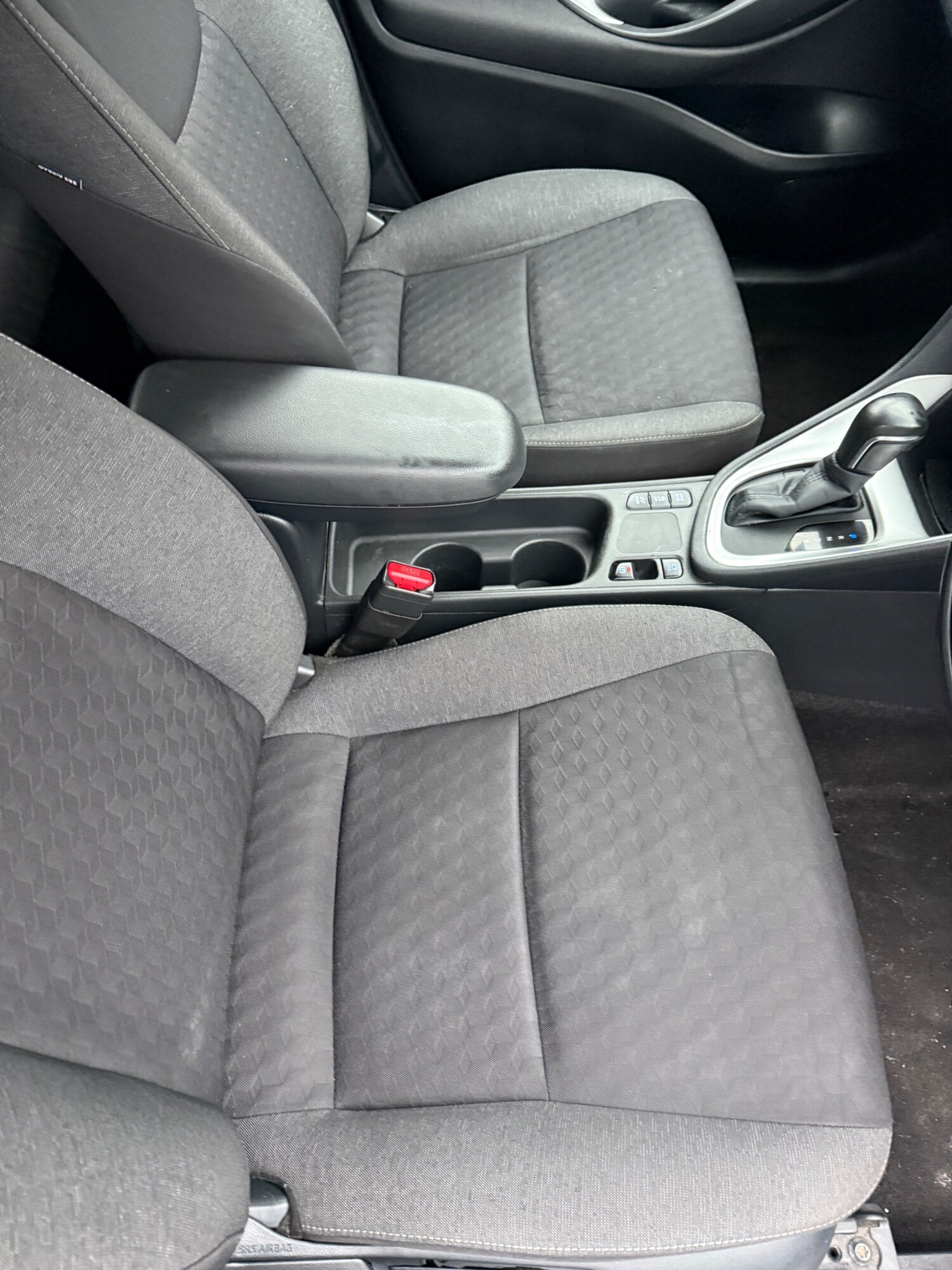 Used Toyota Yaris 2022 for sale - 76590000: Photo 14