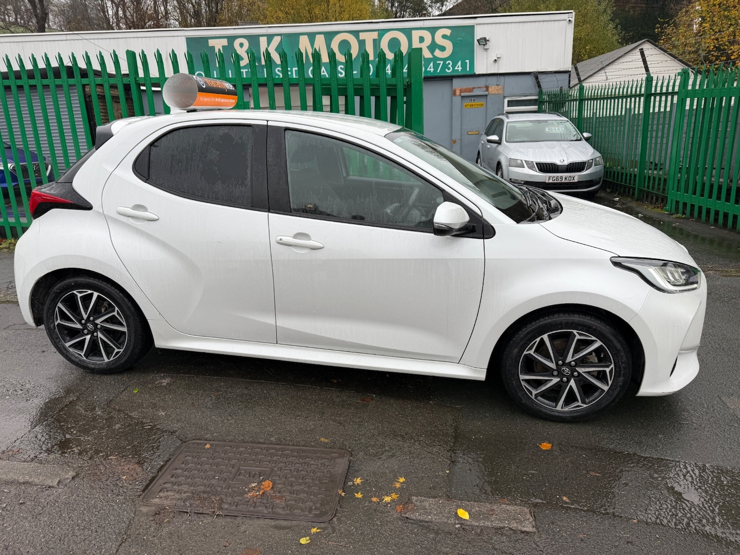 Used Toyota Yaris 2022 for sale - 76590000: Photo 2