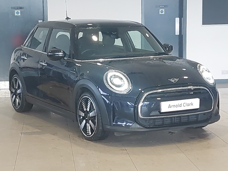 Used MINI Hatch 2021 for sale - 76427710: Photo 1