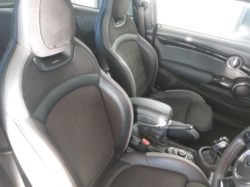 Used MINI Hatch 2022 for sale - 76629444: Photo 11