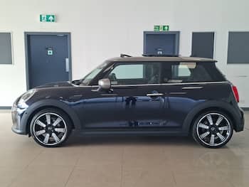 Used MINI Hatch 2023 for sale - 79671258: Photo