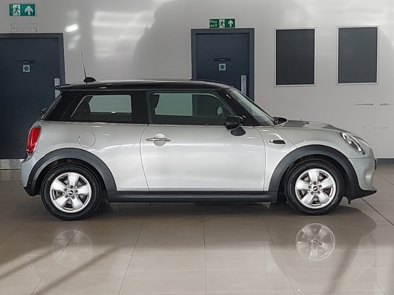 Used MINI Hatch 2019 for sale - 76556585: Photo 2
