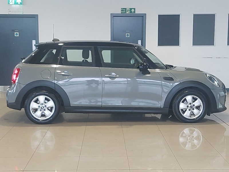 Used MINI Hatch 2022 for sale - 76397555: Photo 2